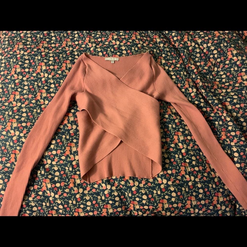 pink sweater